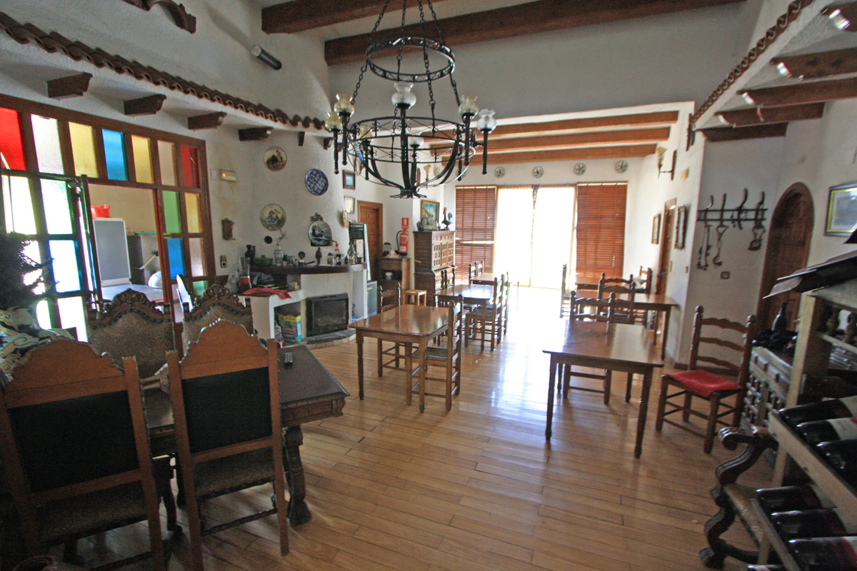 Brasserie-restaurant for sale in Vergel
