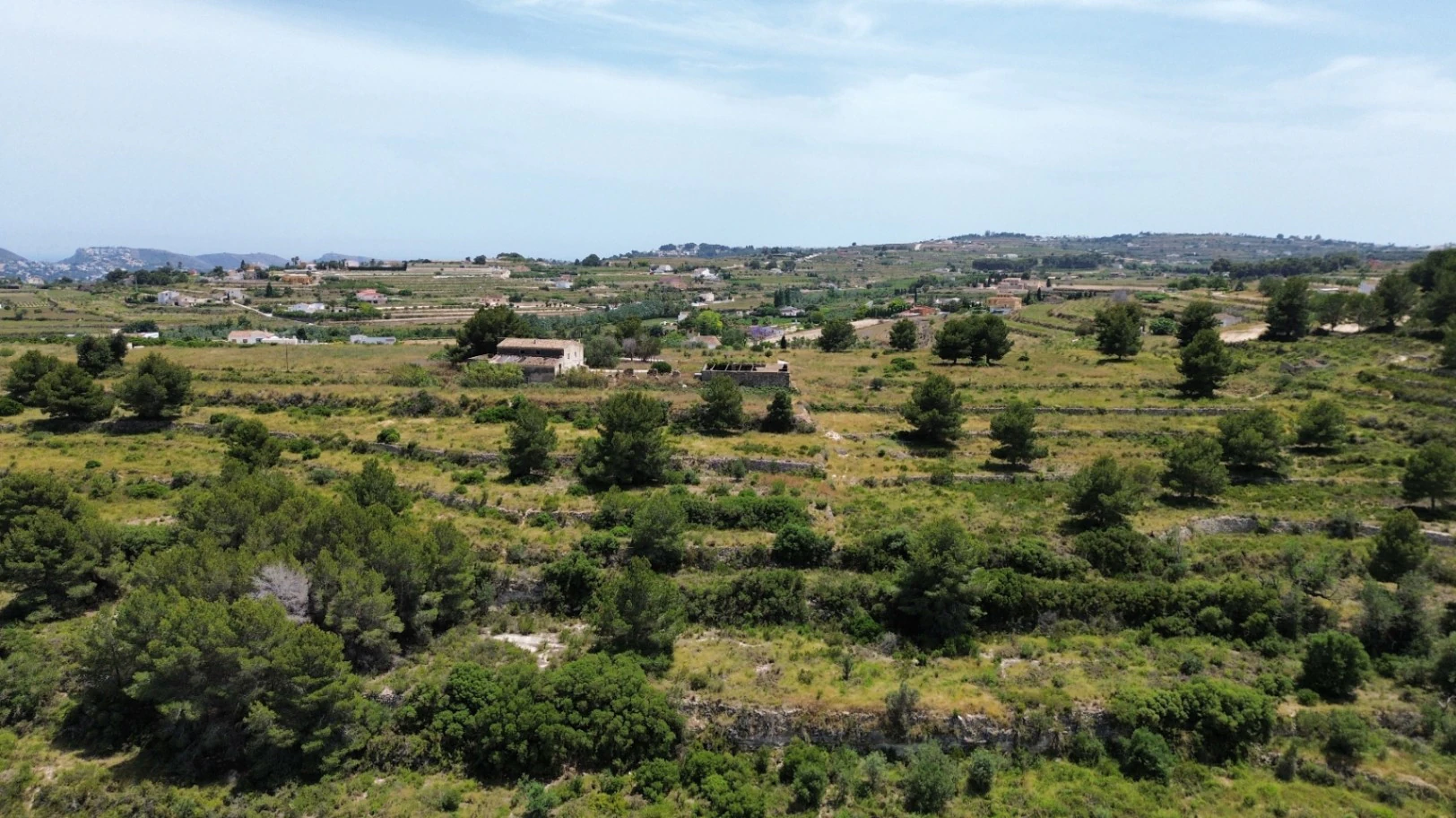 Rustieke Finca met Panoramisch Uitzicht in Teulada – 76.610 m² Grond en Huis om te Renoveren