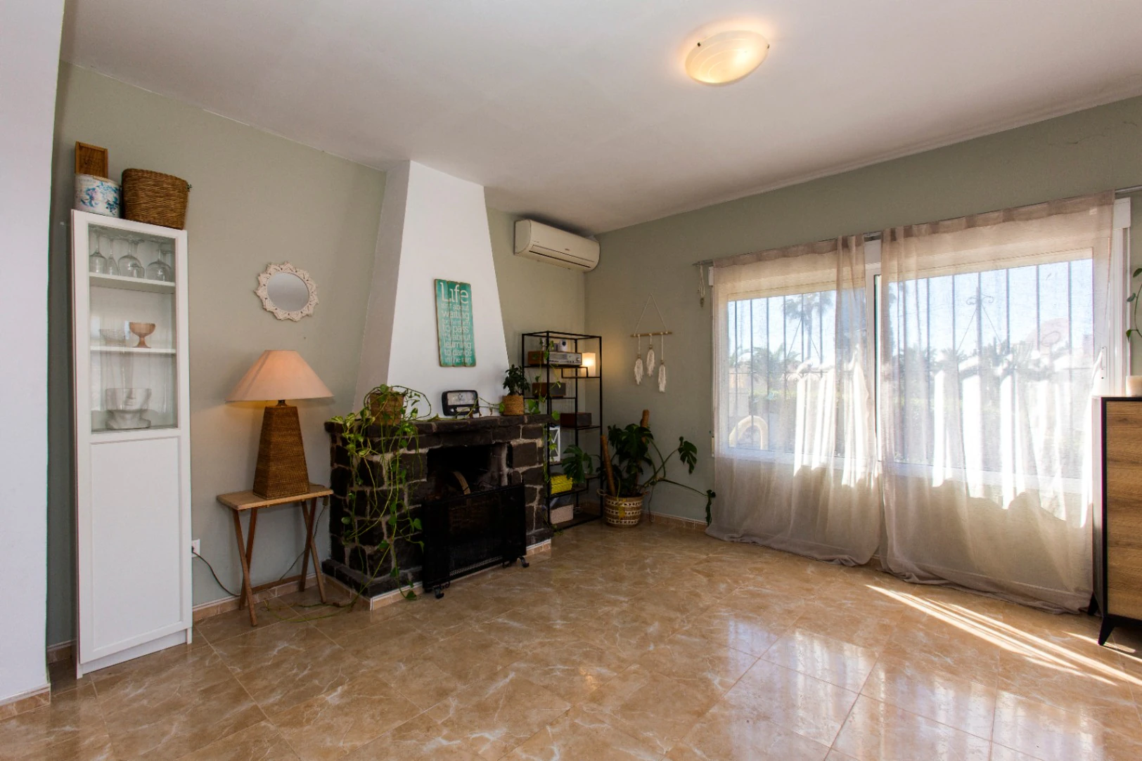 Villa with great potential for sale in Calpe
