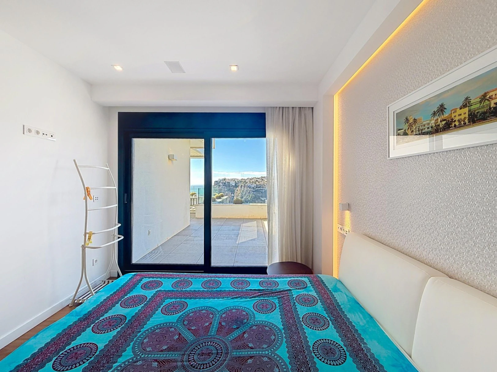 Cumbre del Sol luxe modern penthouse met uitzicht op de kliffen en de zee