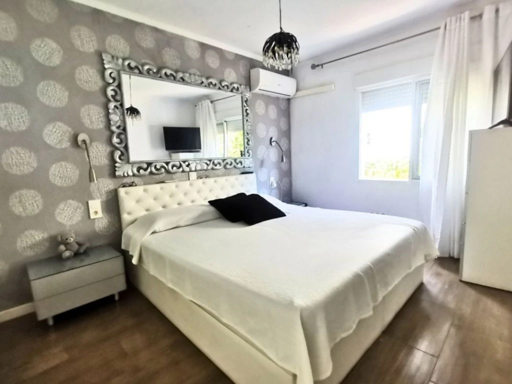 Villa zum verkauf in Albir