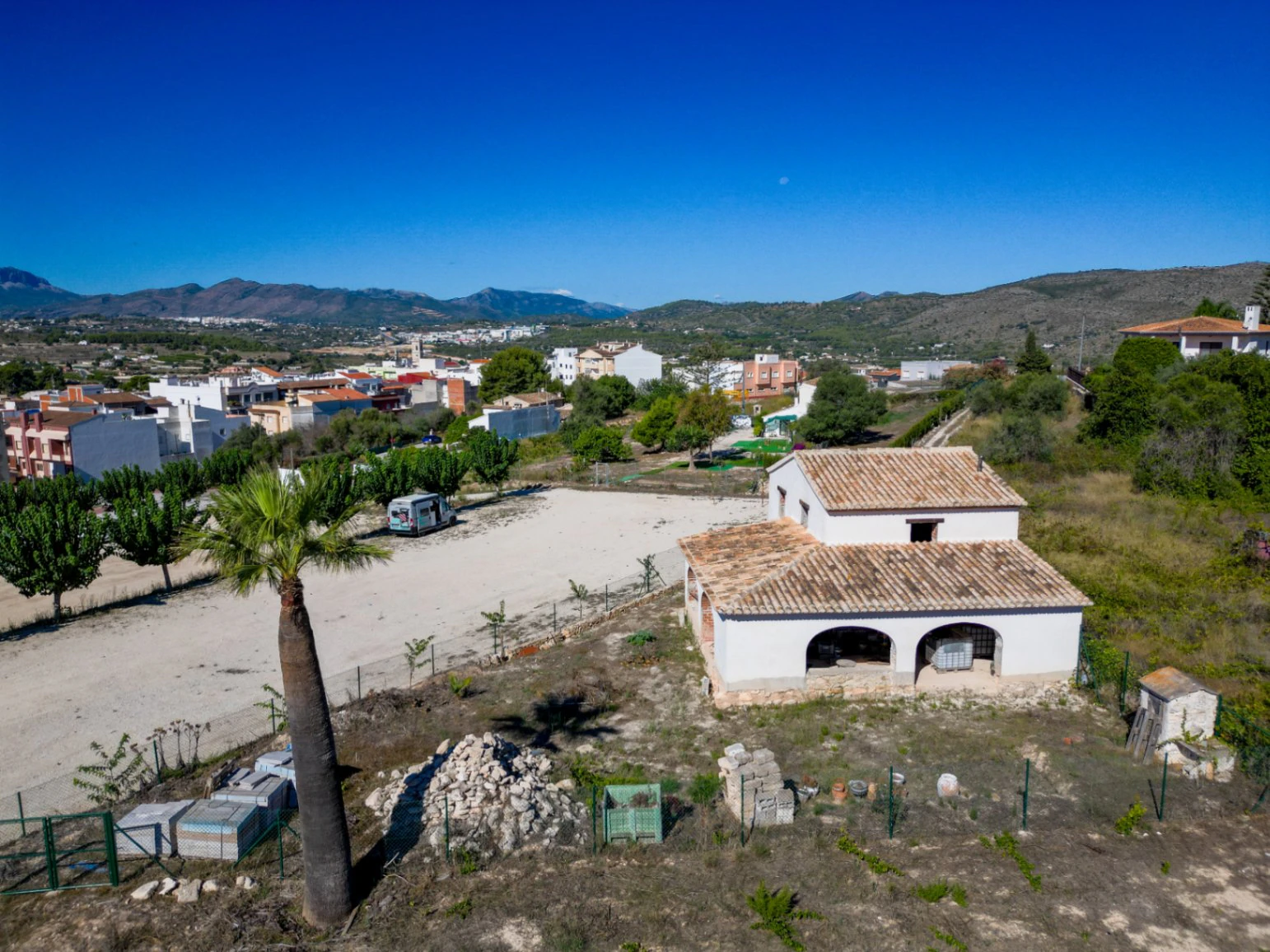 Landhuis te koop in Teulada met zeezicht in Moraira - Gedeeltelijk gerenoveerd project