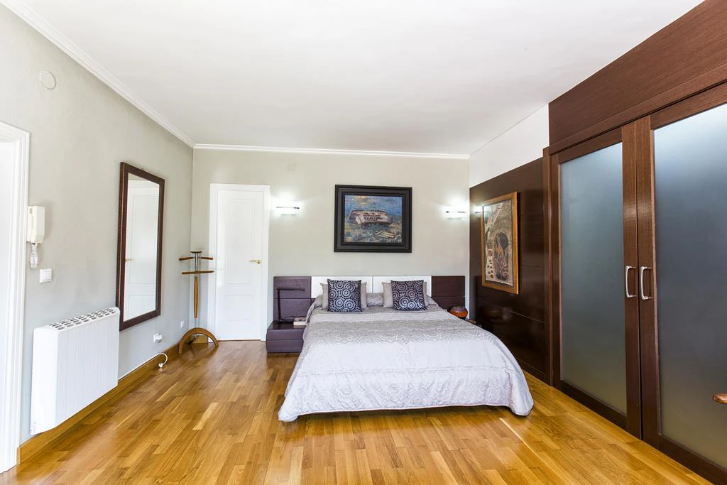 Villa with 2950 m² plot just 700 m from Marineta Cassiana, Dénia