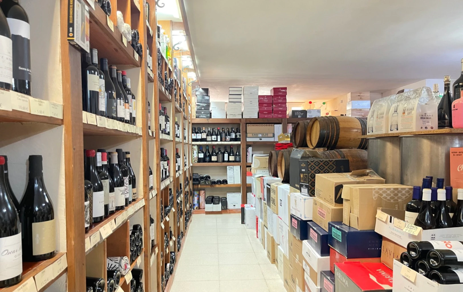 Gewerbeimmobilie in Moraira, komplett frei, ideal für Ihr Unternehmen