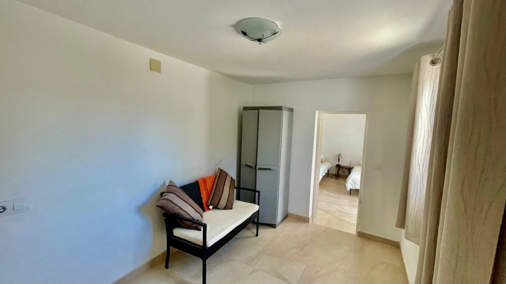 Villa for sale in Orba: Panoramic views, separate guest apartment