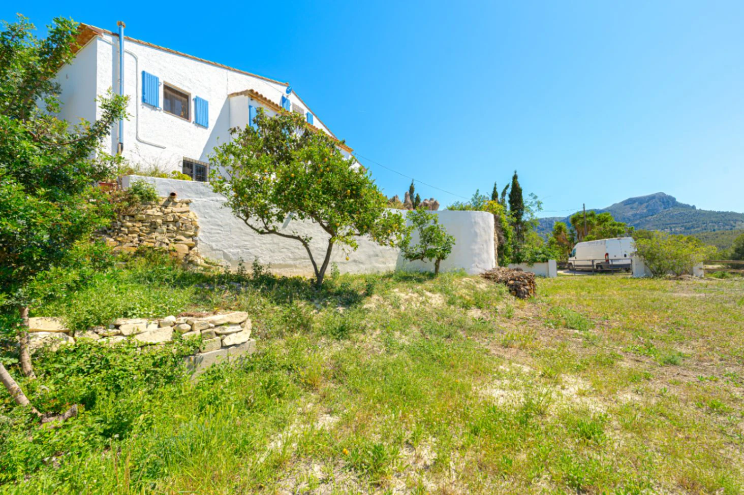 Villa for sale in Benissa: Stables and land