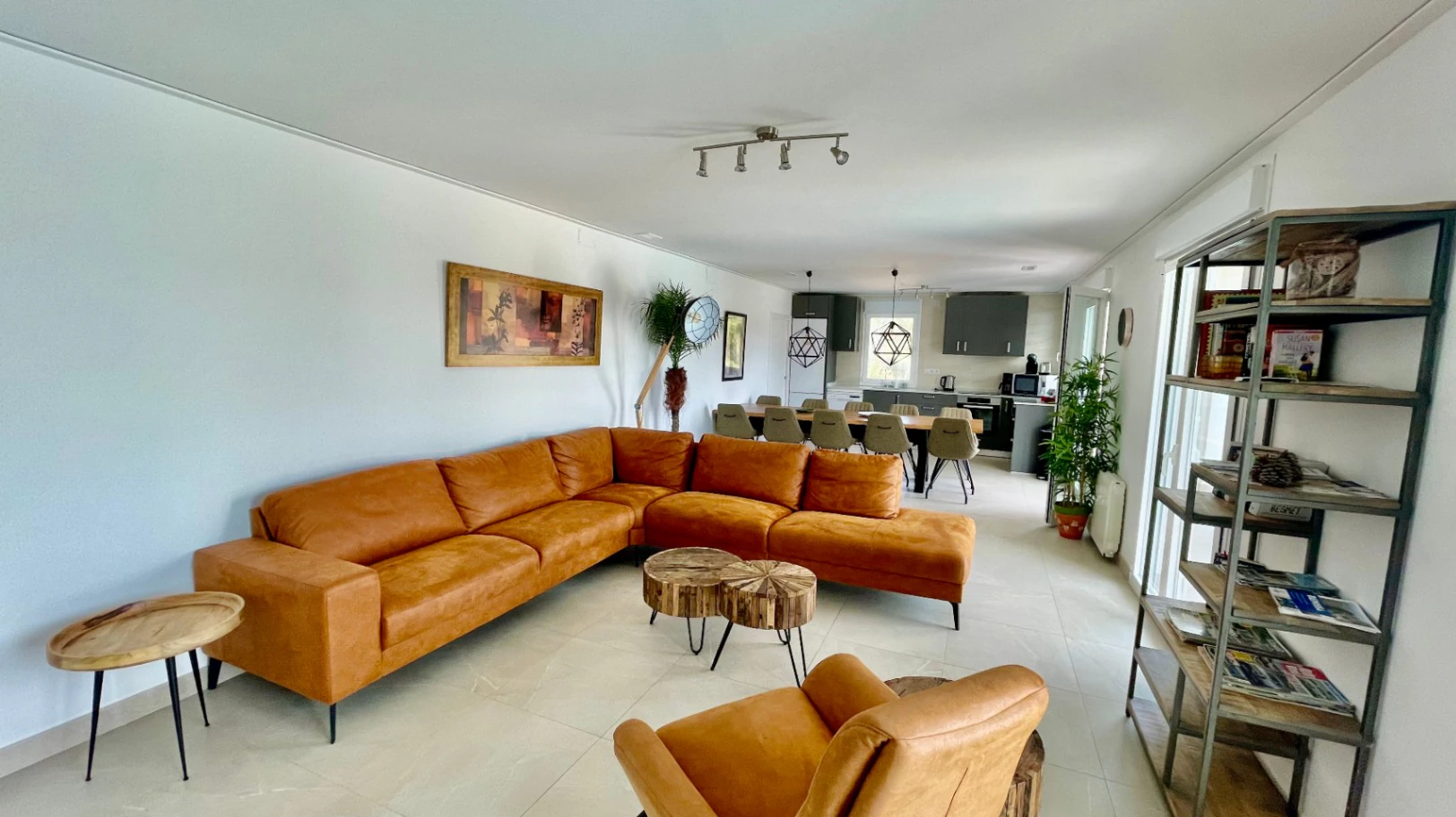Te koop in Alcalali: Modern en elegant