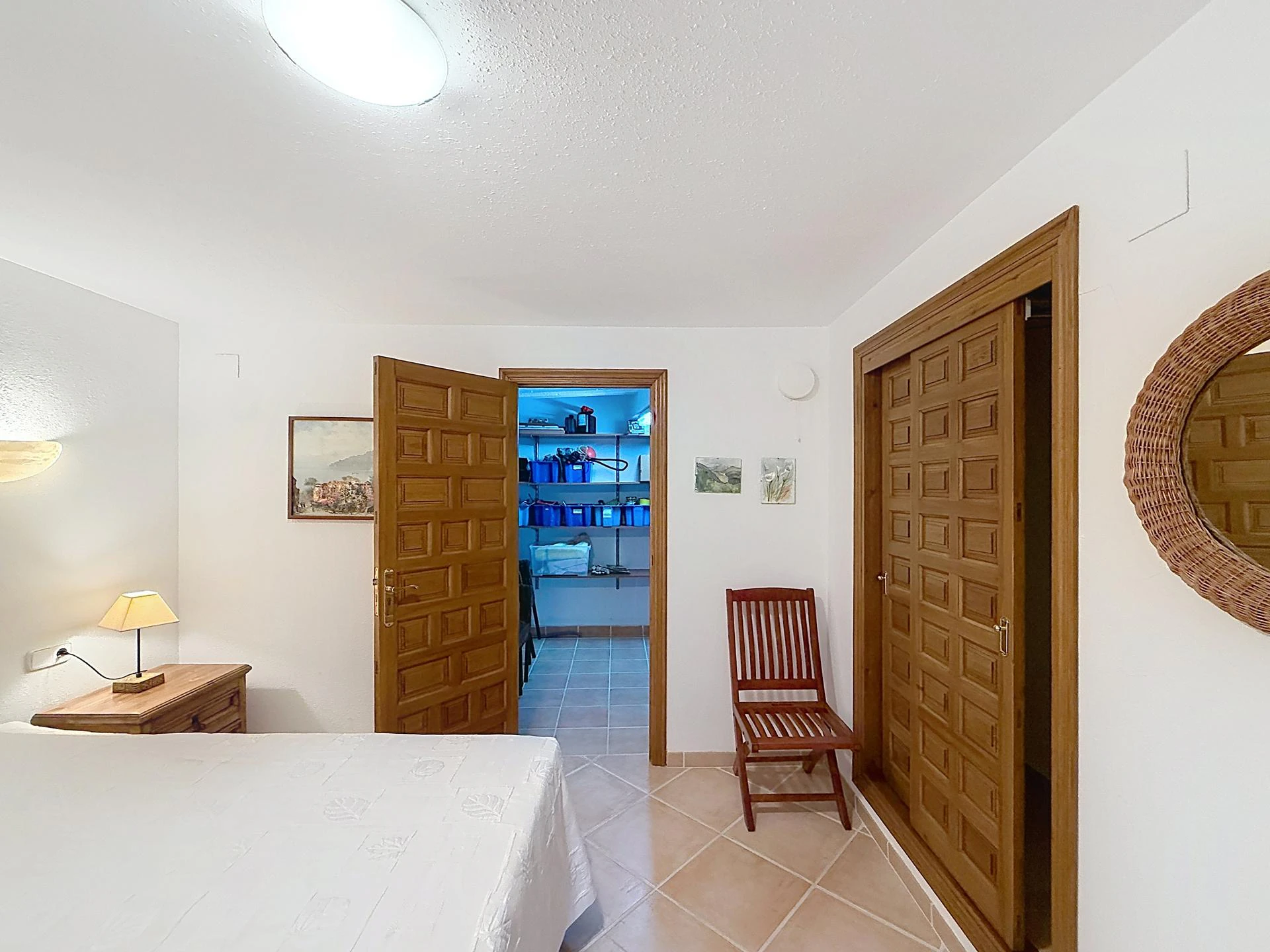 Cumbre del Sol villa with spectacular views of the sea and cliffs.