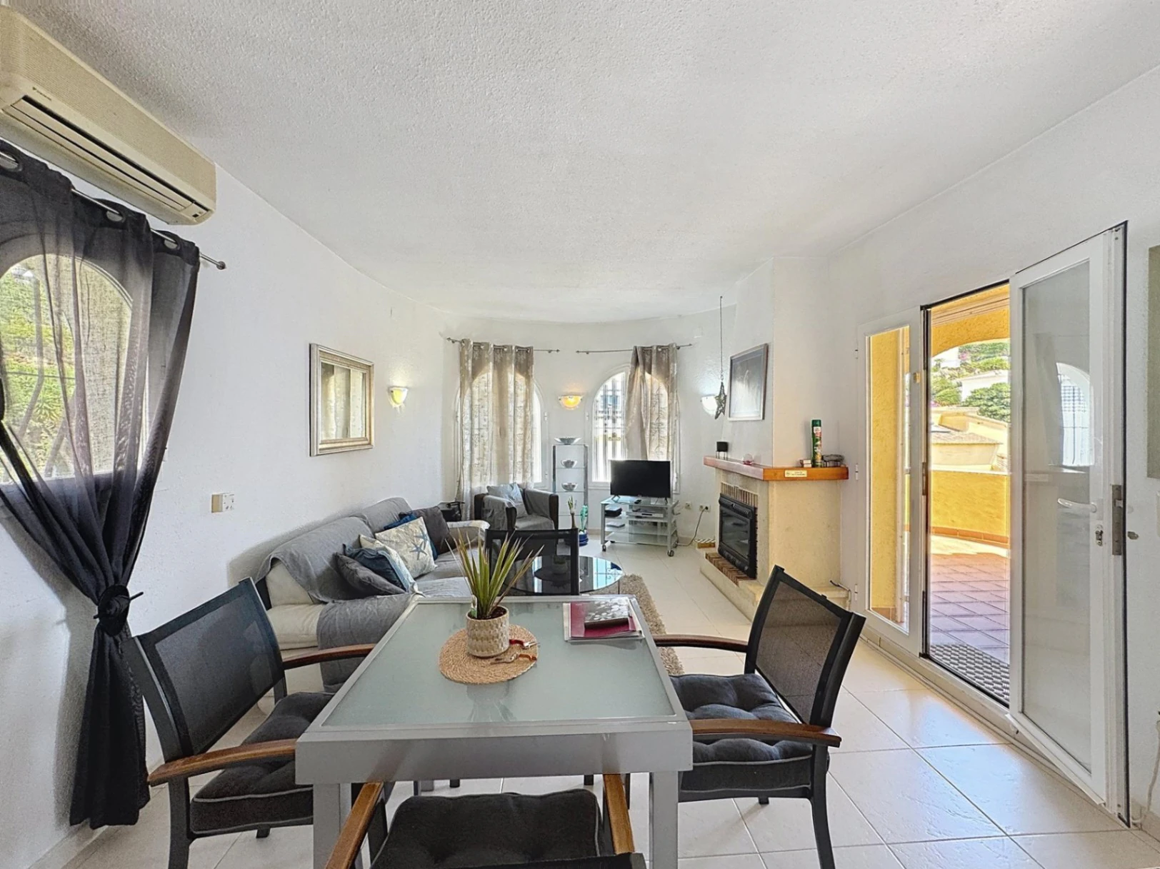Cumbre del Sol villa met uitzicht op zee en privézwembad