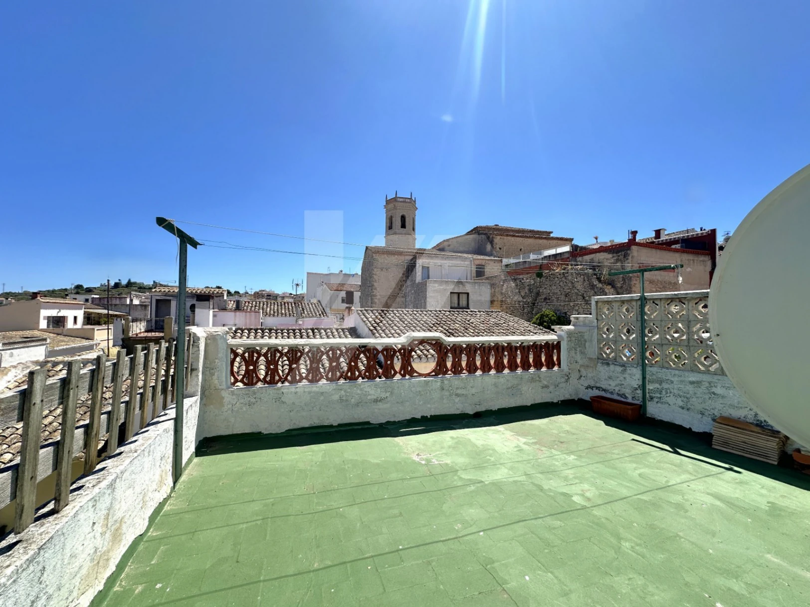 House for sale with character in the historic center of Teulada.