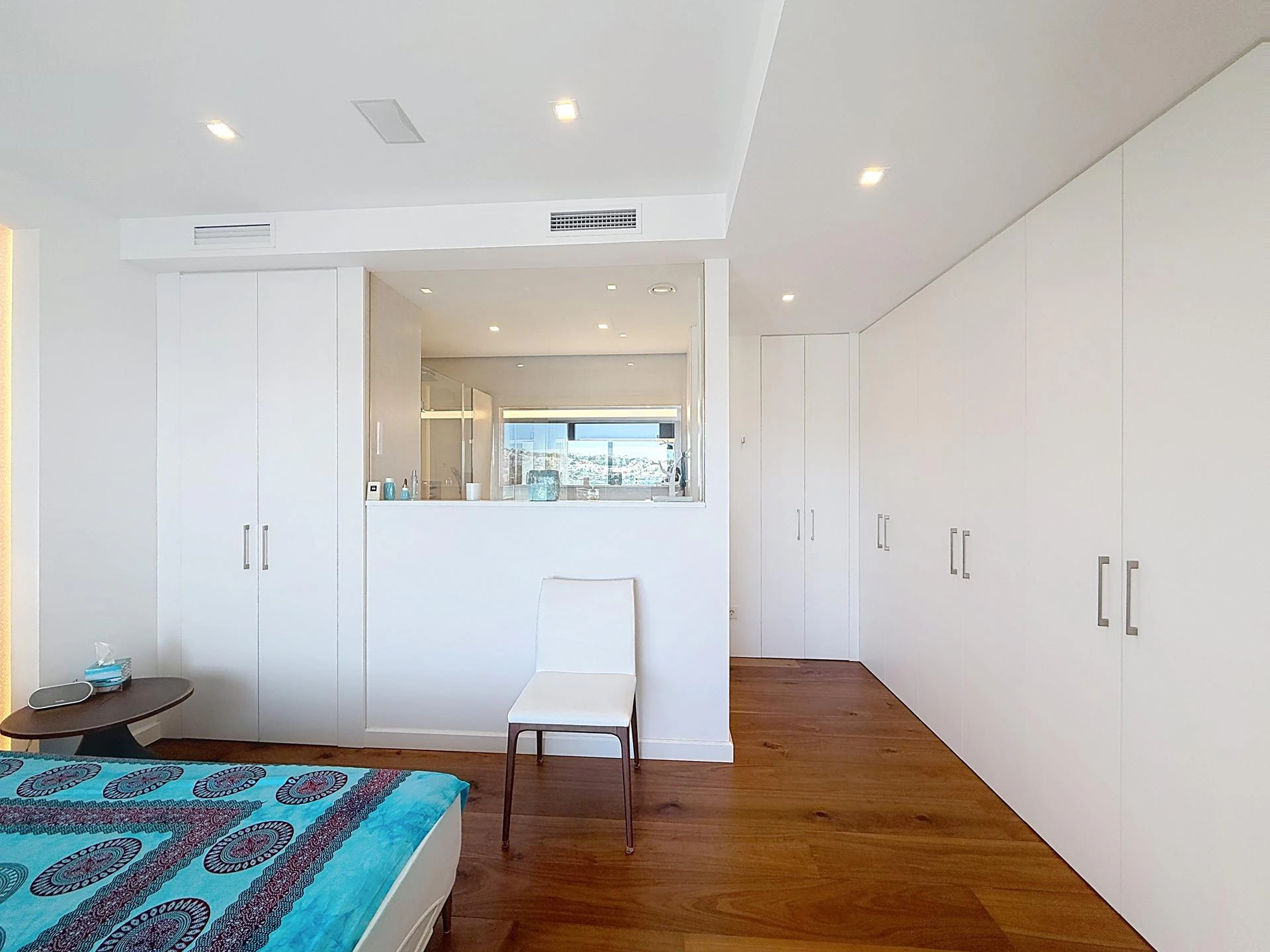 Cumbre del Sol luxe modern penthouse met uitzicht op de kliffen en de zee