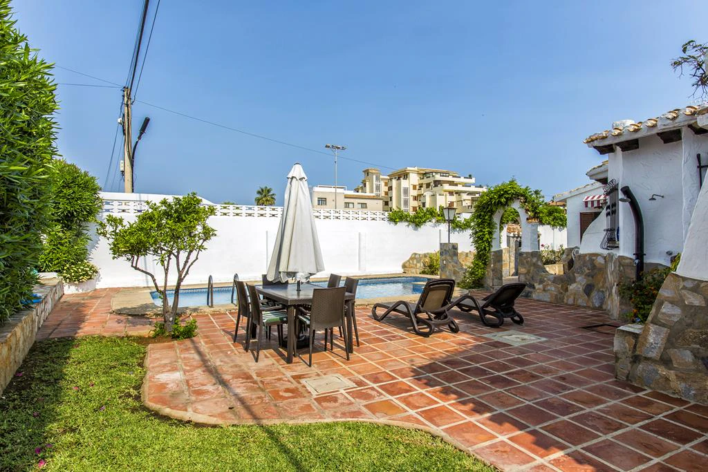 Vrijstaande villa op 50 m van het strand, Dénia