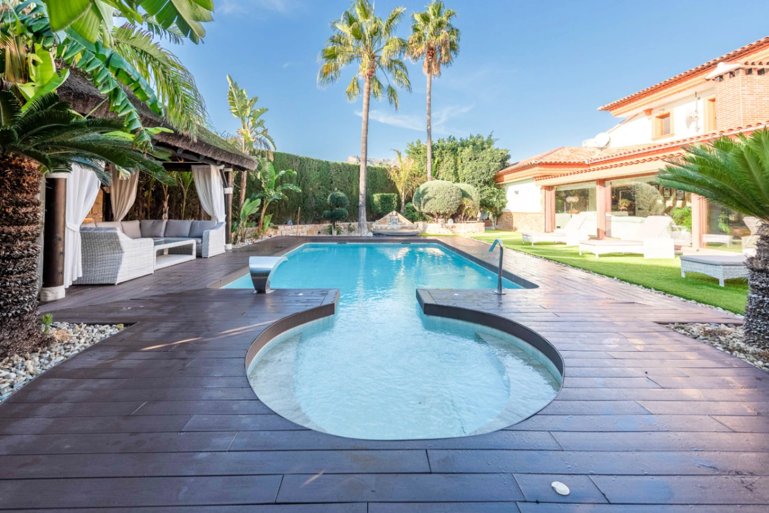 Villa de luxe à Calpe : une maison de rêve avec des équipements exceptionnels