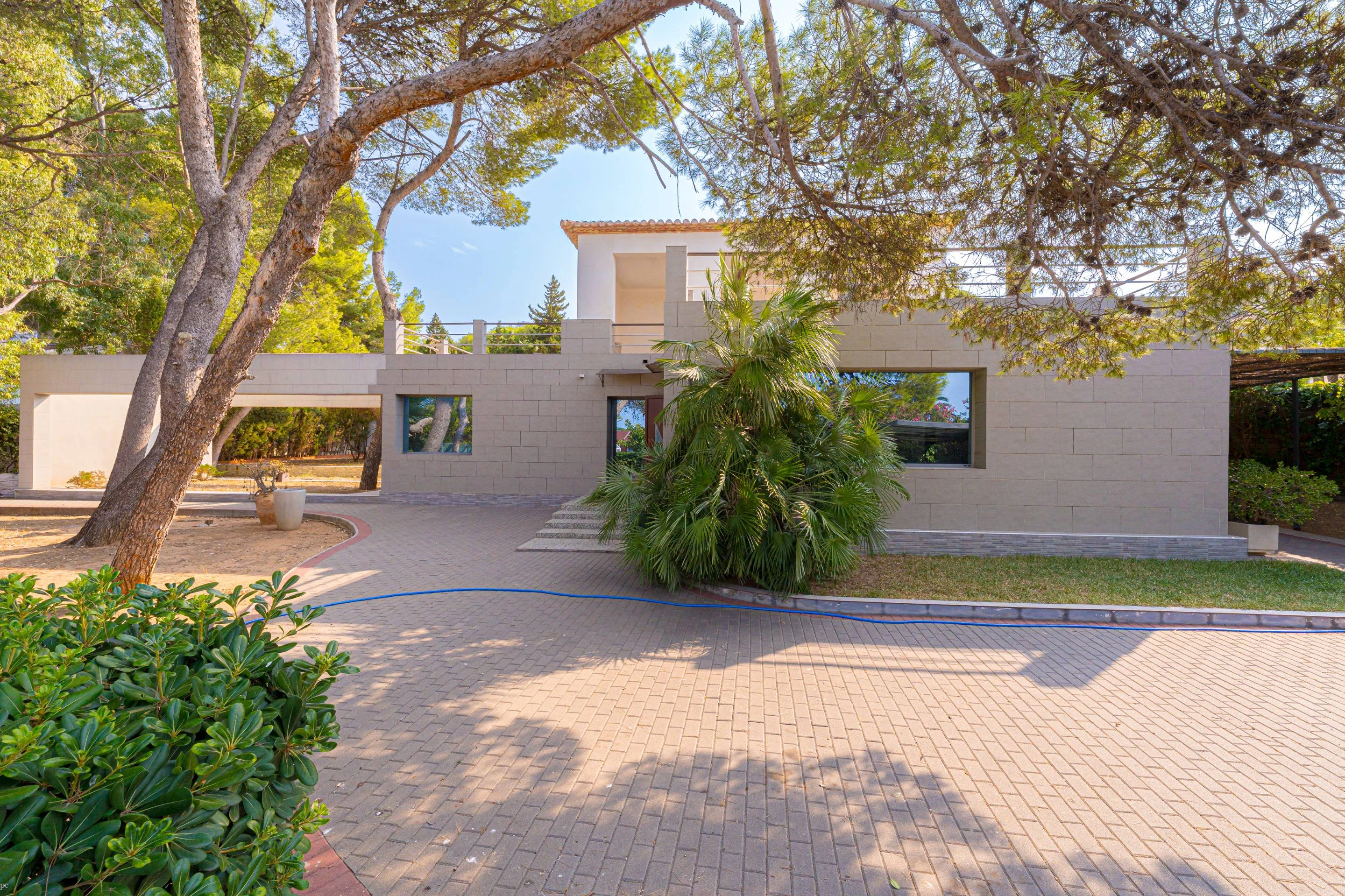 Villa for sale in Denia