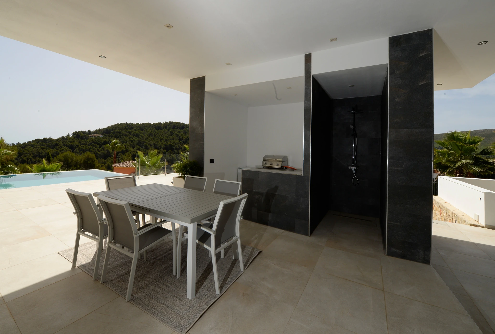Impressive new build for sale in Jávea