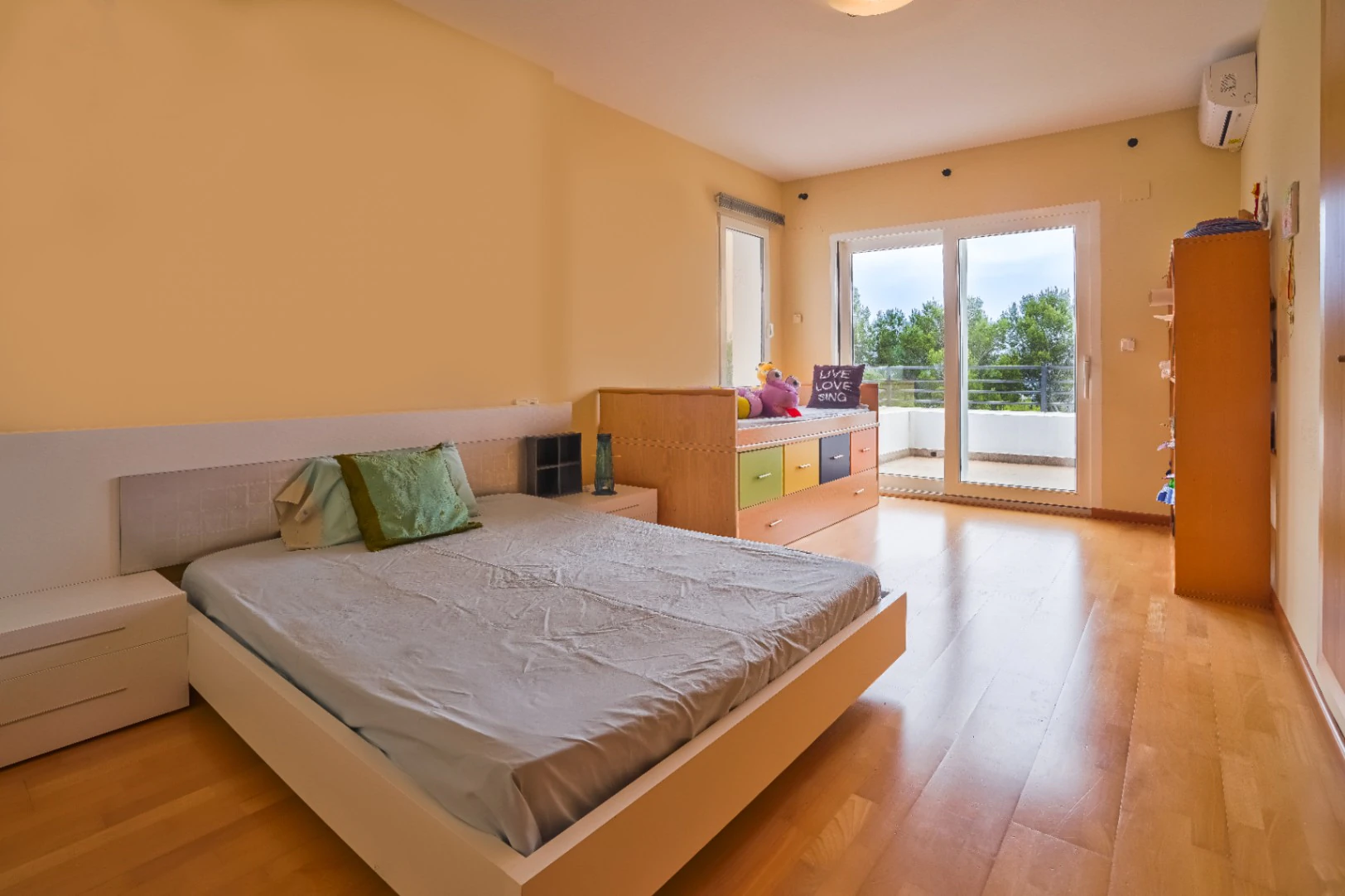 Villa avec vue sur la mer et en plein parc naturel du Montgó, à Dénia