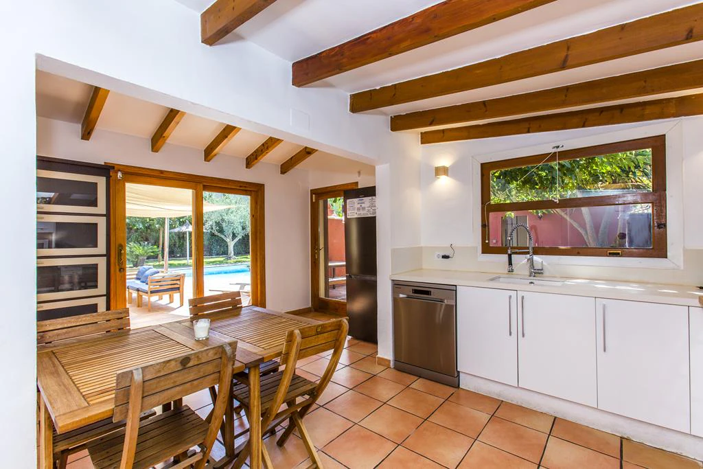 Villa with direct access to one of the best beaches in Dénia