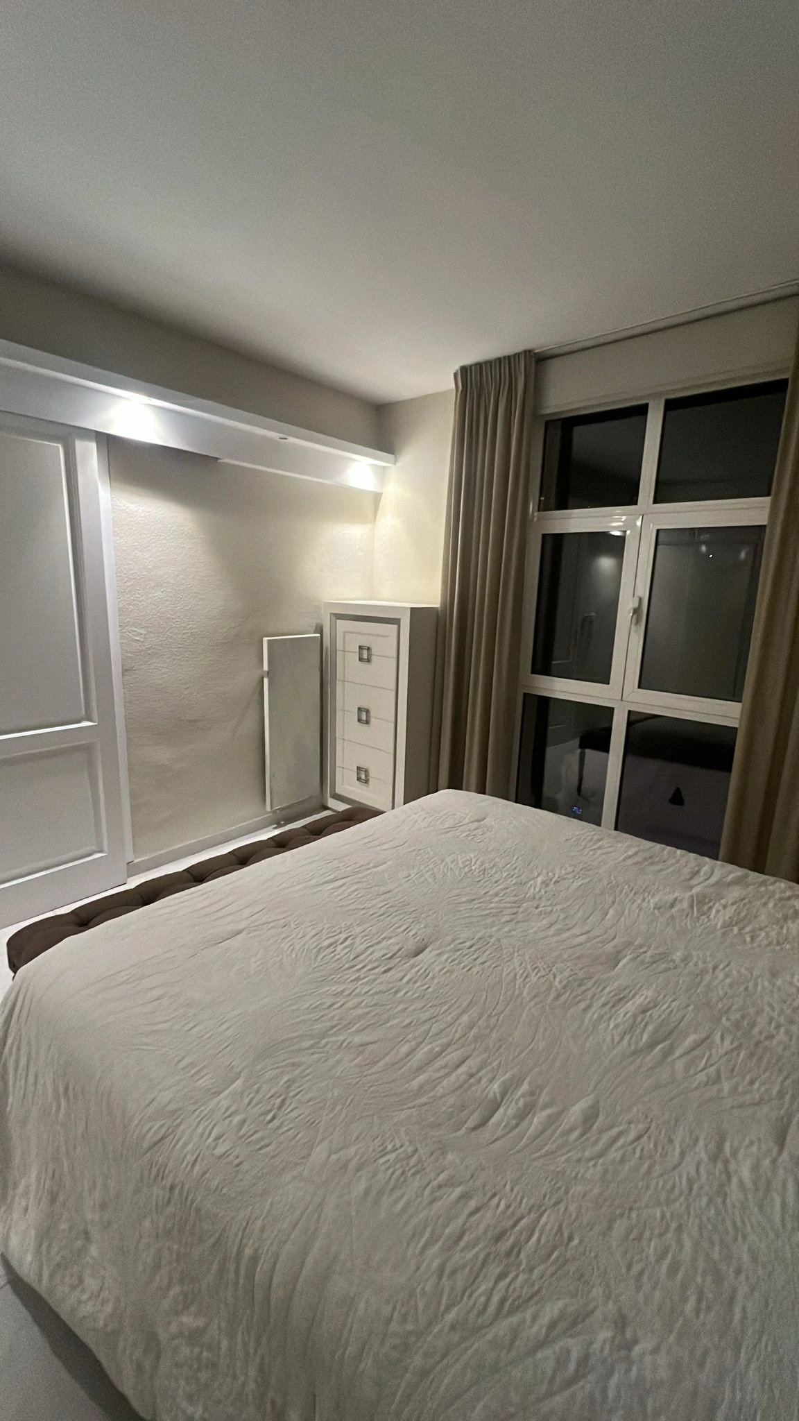Villa Mediterránea en Maryvilla Calpe con Vistas al Mar, Piscina, Jacuzzi y Apartamento Independiente