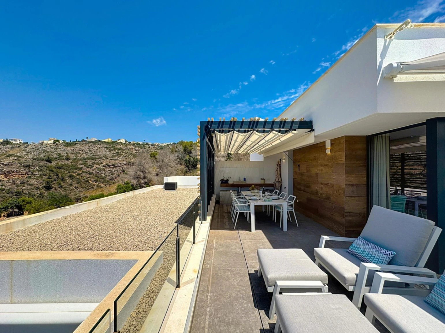 Impressive modern penthouse with panoramic views in Montecala Gardens, Cumbre del Sol.