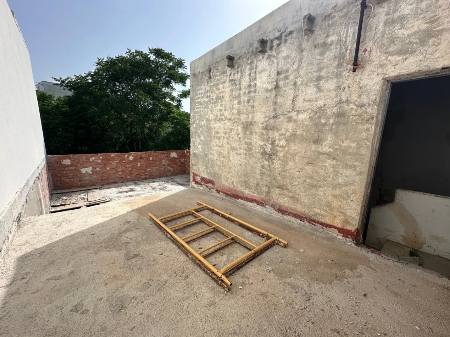 Ruim dorpshuis in het centrum van Teulada – 230 m² met een grote interne patio en meerdere mogelijkheden