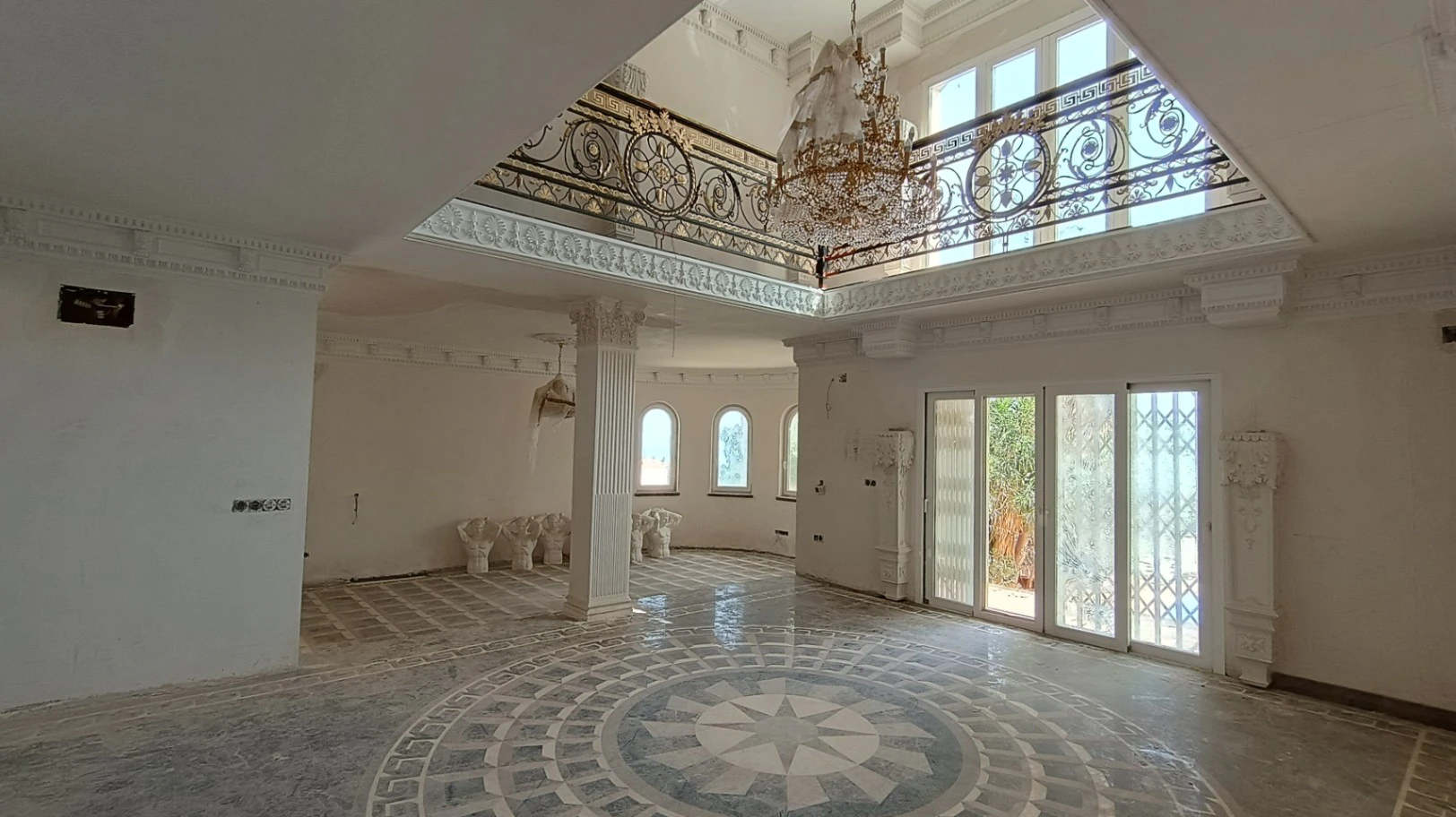 Villa for sale in Altea