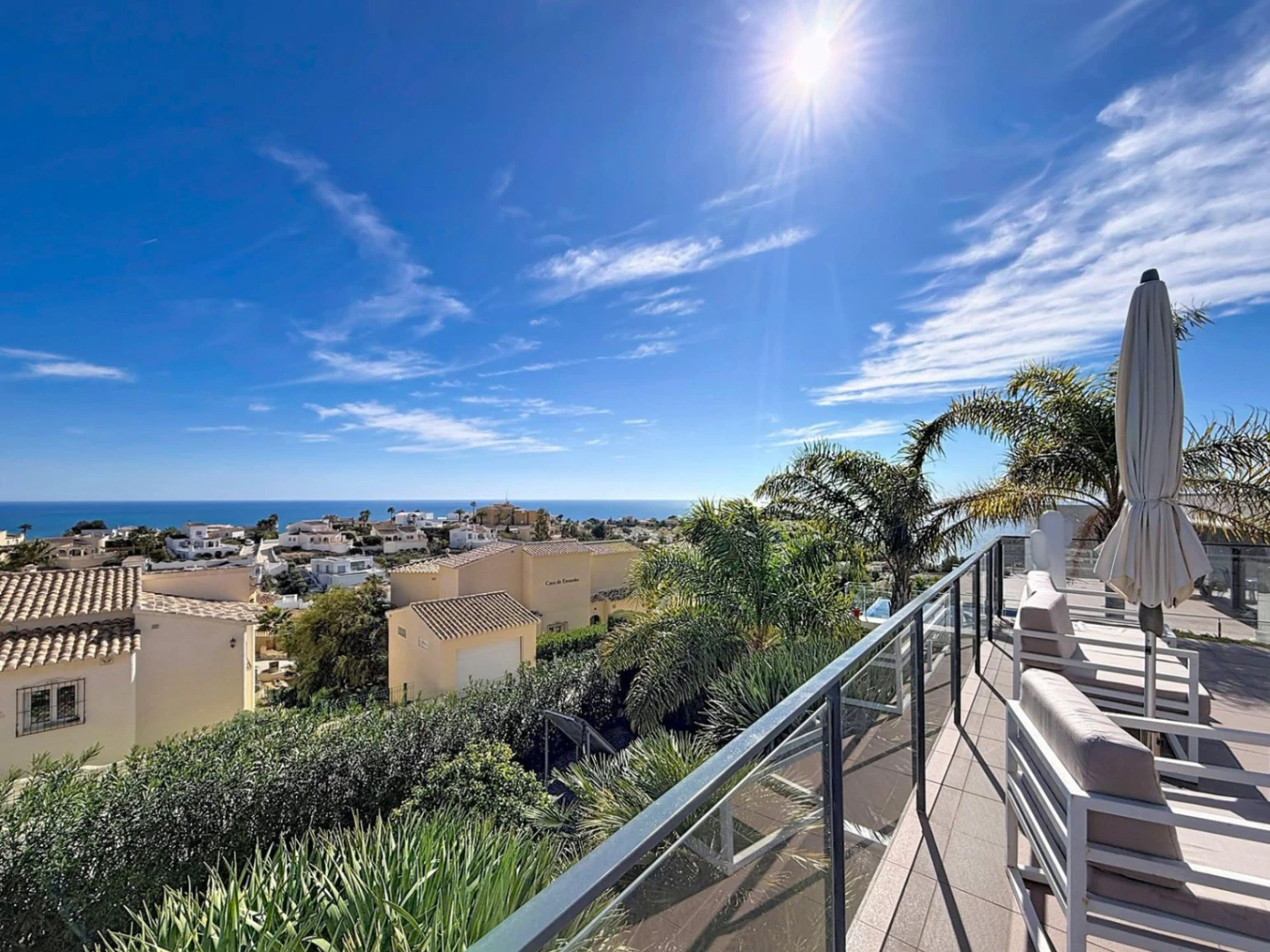 Cumbre del Sol Moderne Villa met uitzicht op zee
