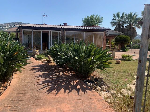 For Sale. Country house in Denia