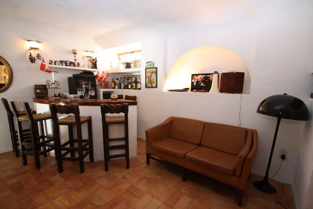 Double-Level 3 Bedroom House Pueblo Alcasar Pool Gardens & Facilities