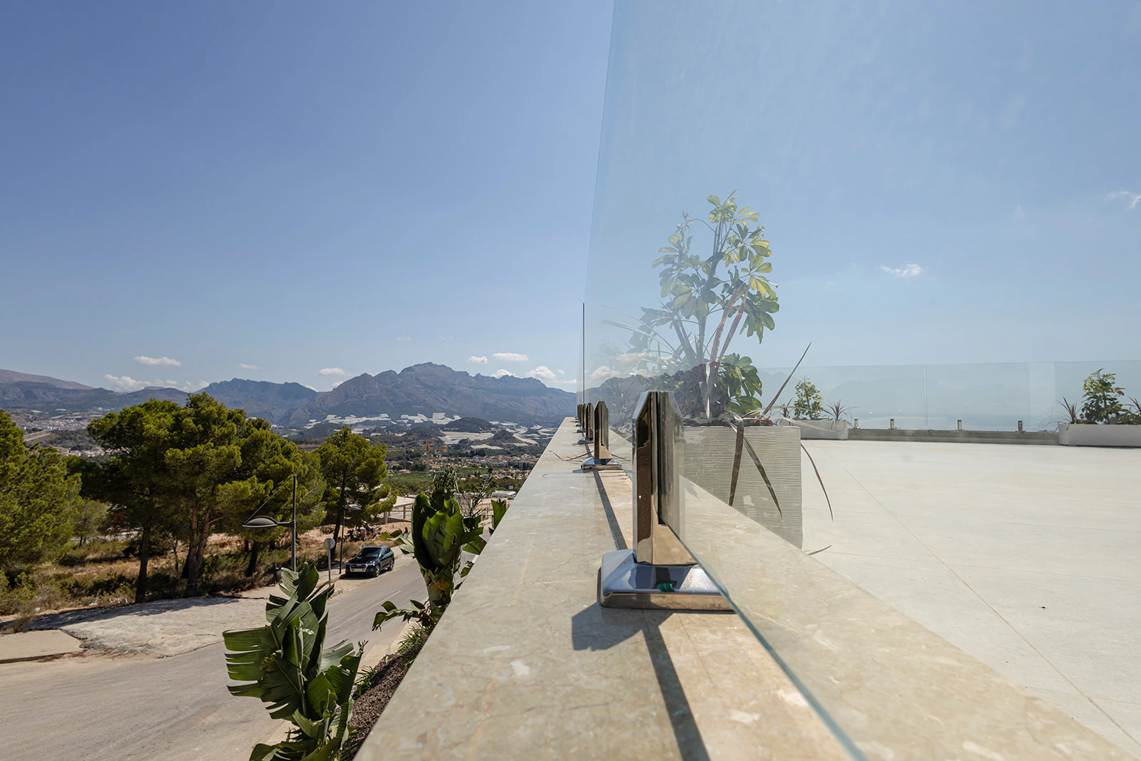 Modern Villa in Polop with Stunning Mountain Views