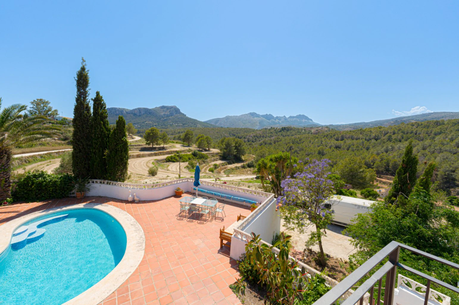 Villa for sale in Benissa: Stables and land