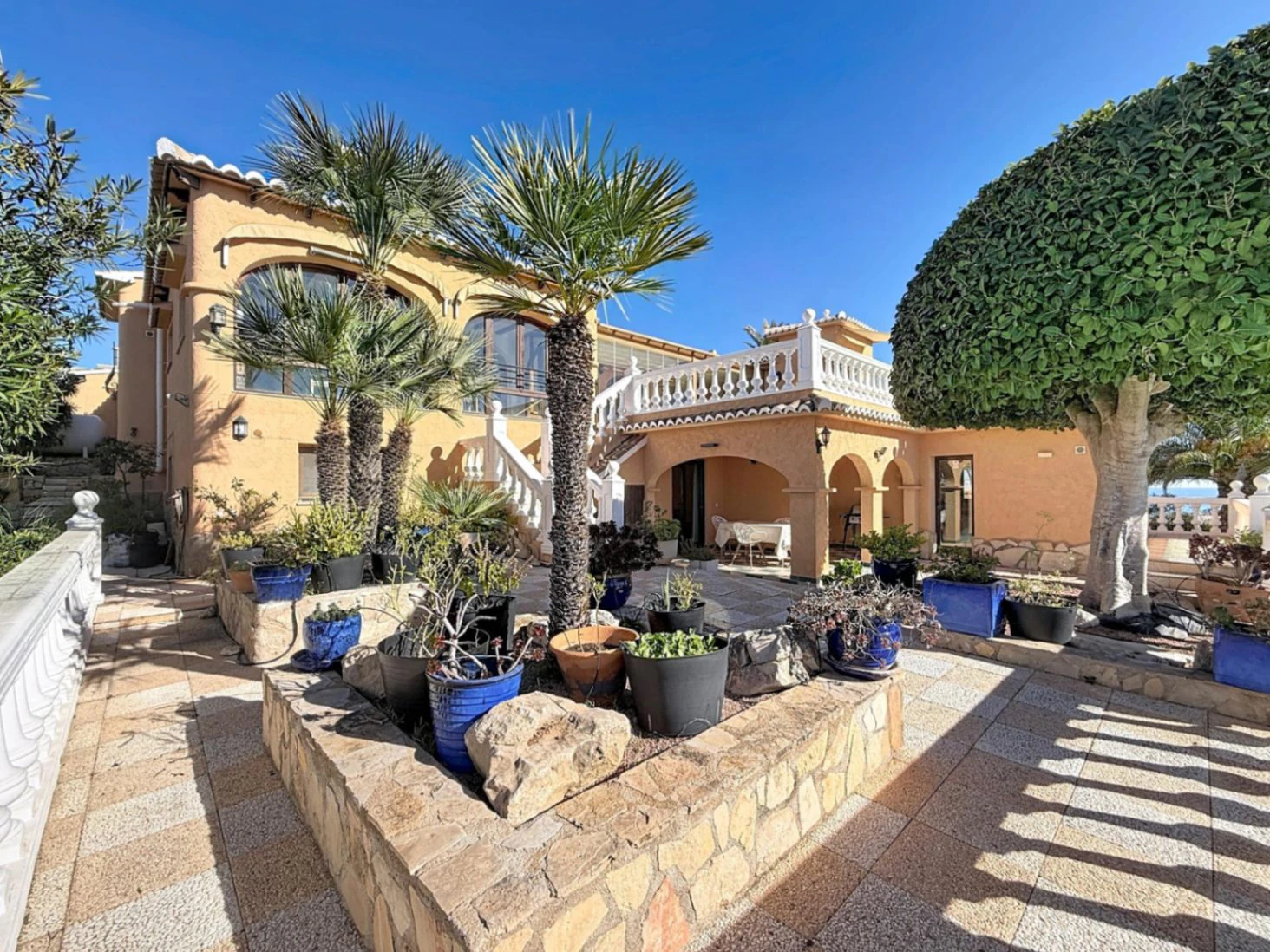 Cumbre del Sol Villa auf Doppelgrundstück mit Panoramablick in Kalmias