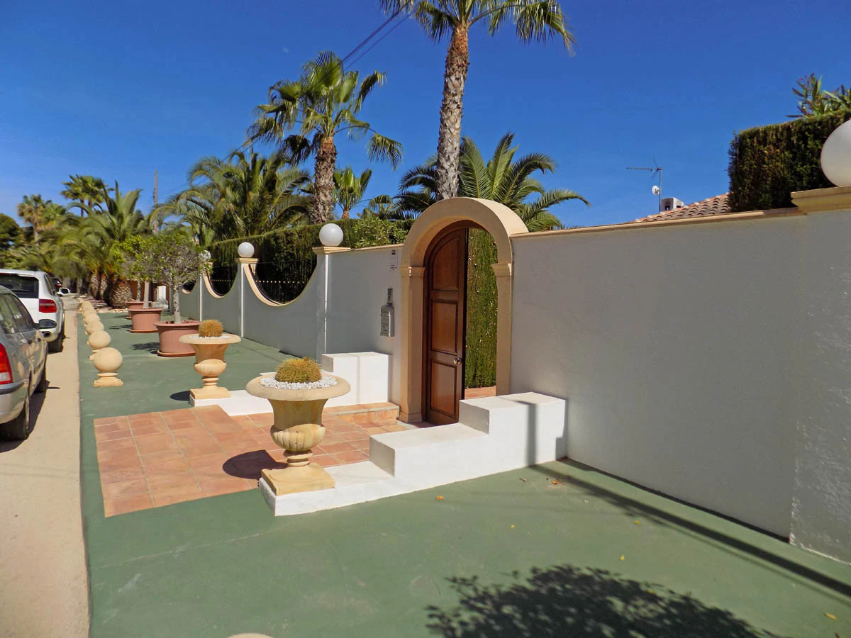 Villa te koop in Moraira met uitzicht op zee