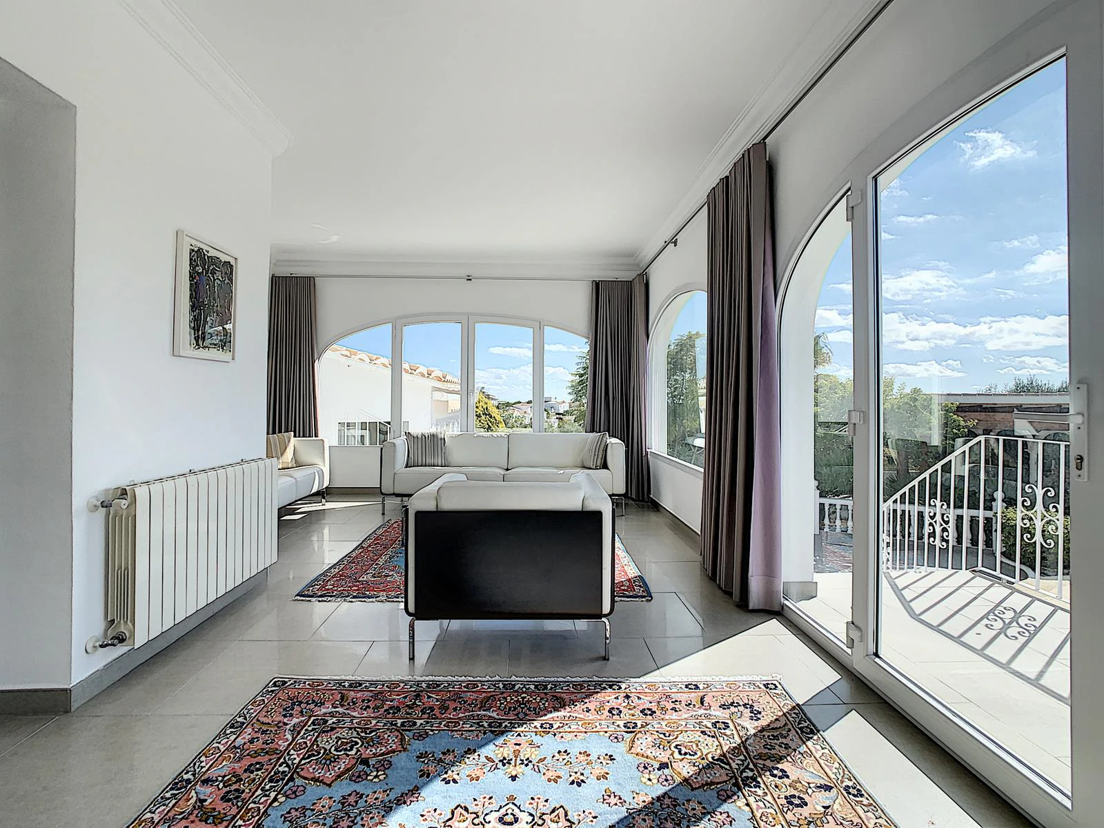 Cumbre del Sol villa gerenoveerd met uitzicht op zee