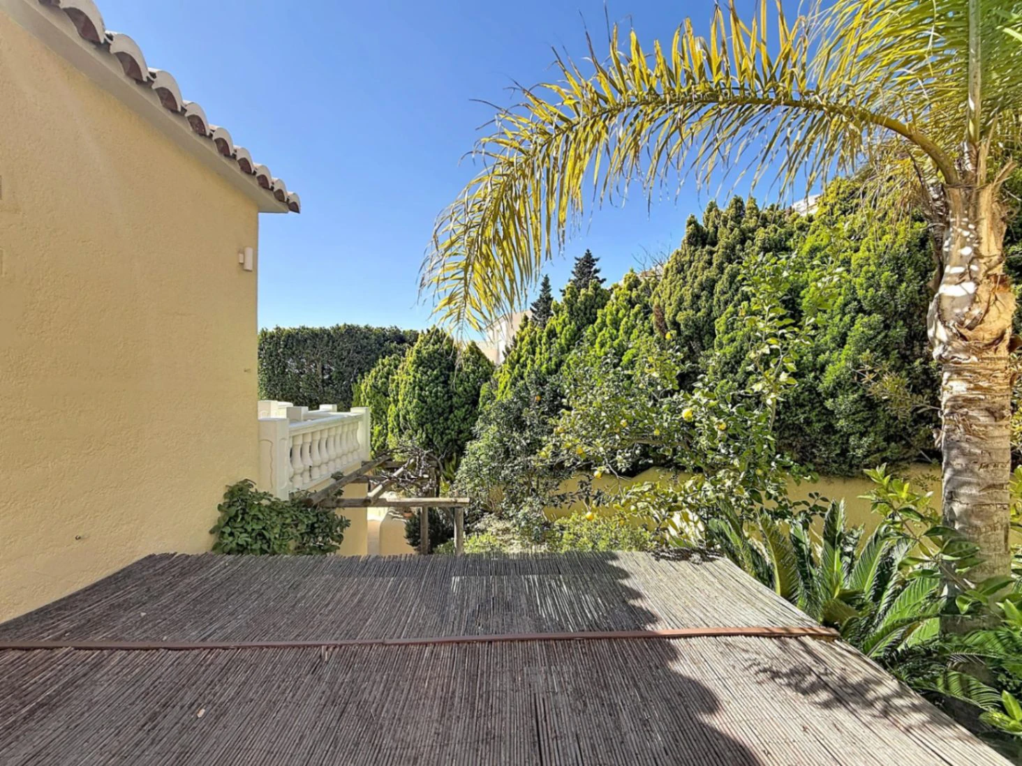 Cumbre del Sol villa renovated with spectacular sea views