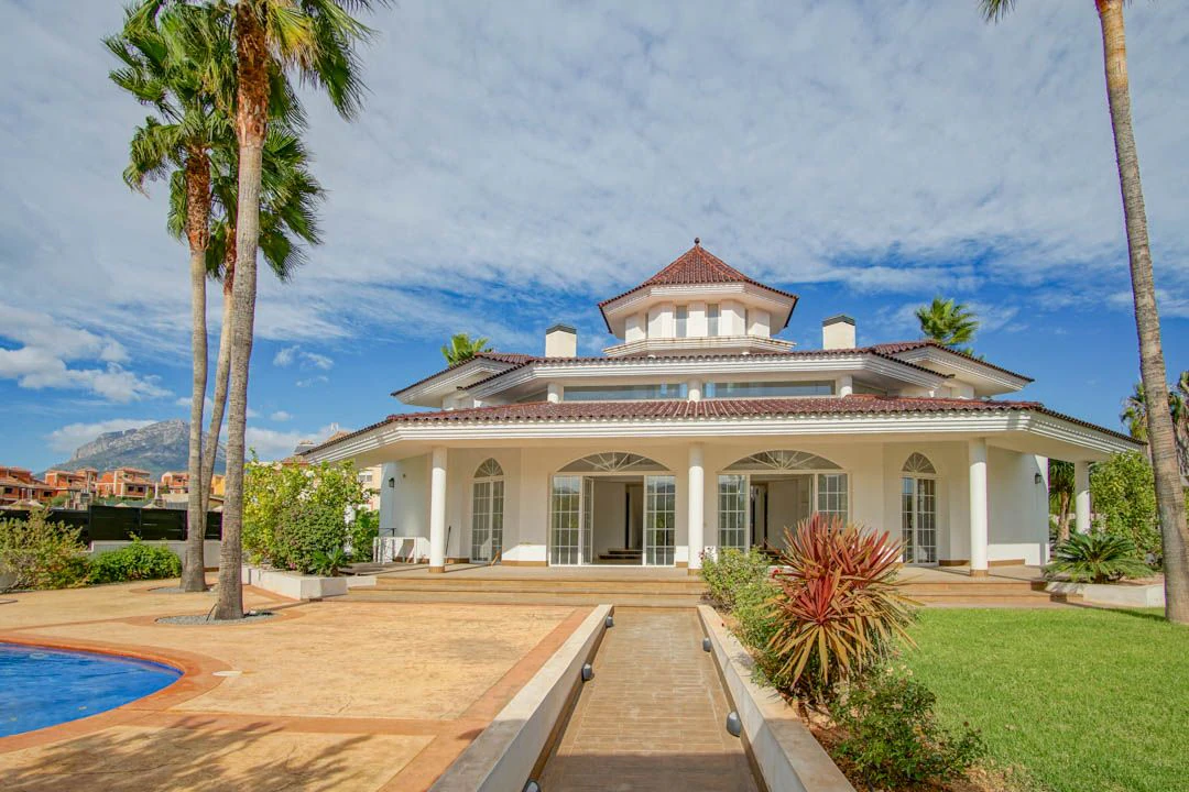 Villa zum verkauf in L'alfas Del Pi