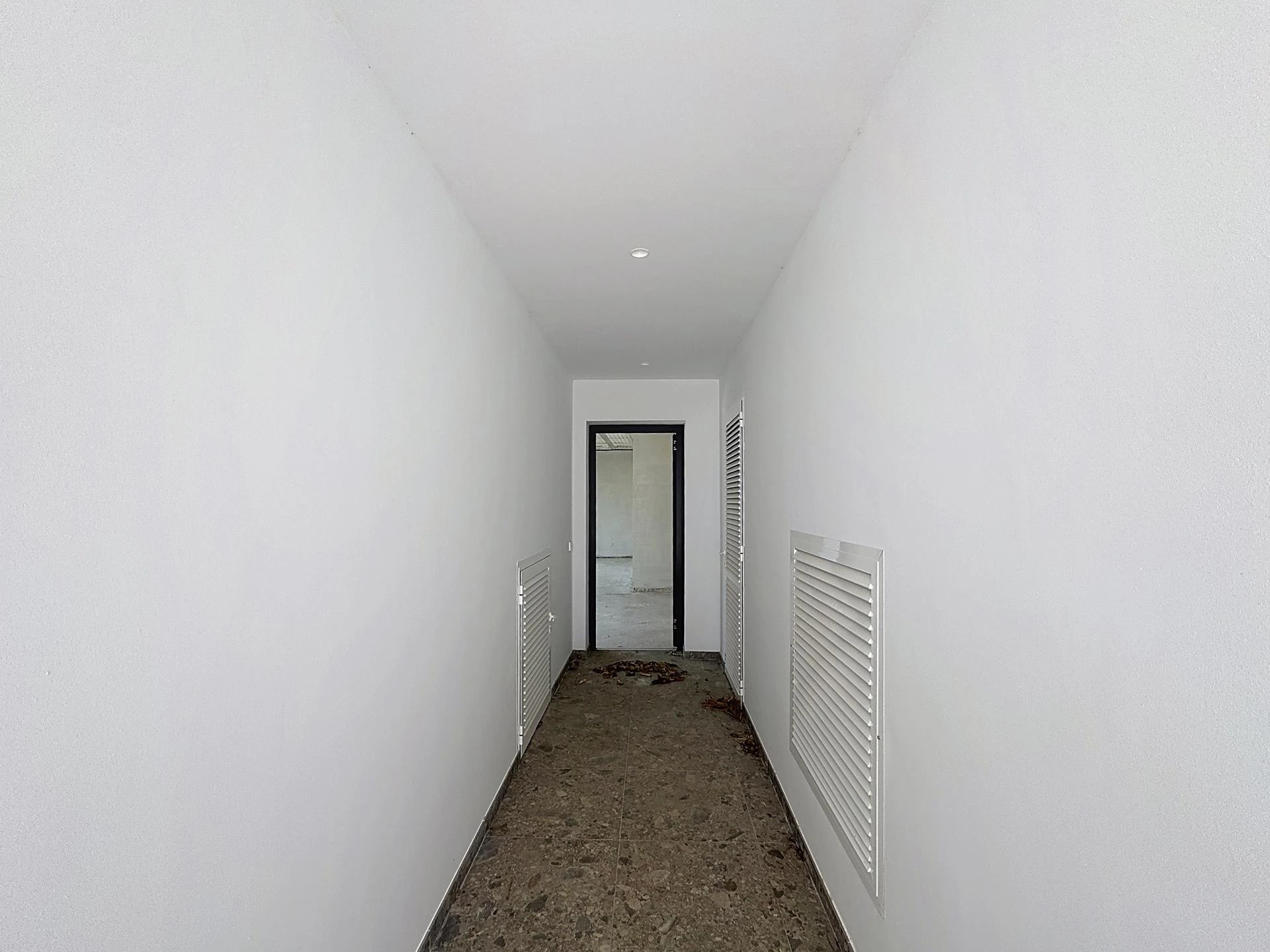 Moderne Villa in Cumbre del Sol mit Meerblick, neu zu beziehen