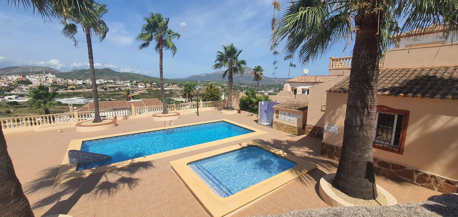 Bungalow for sale in Benitachell / El Poble Nou De Benitatxell