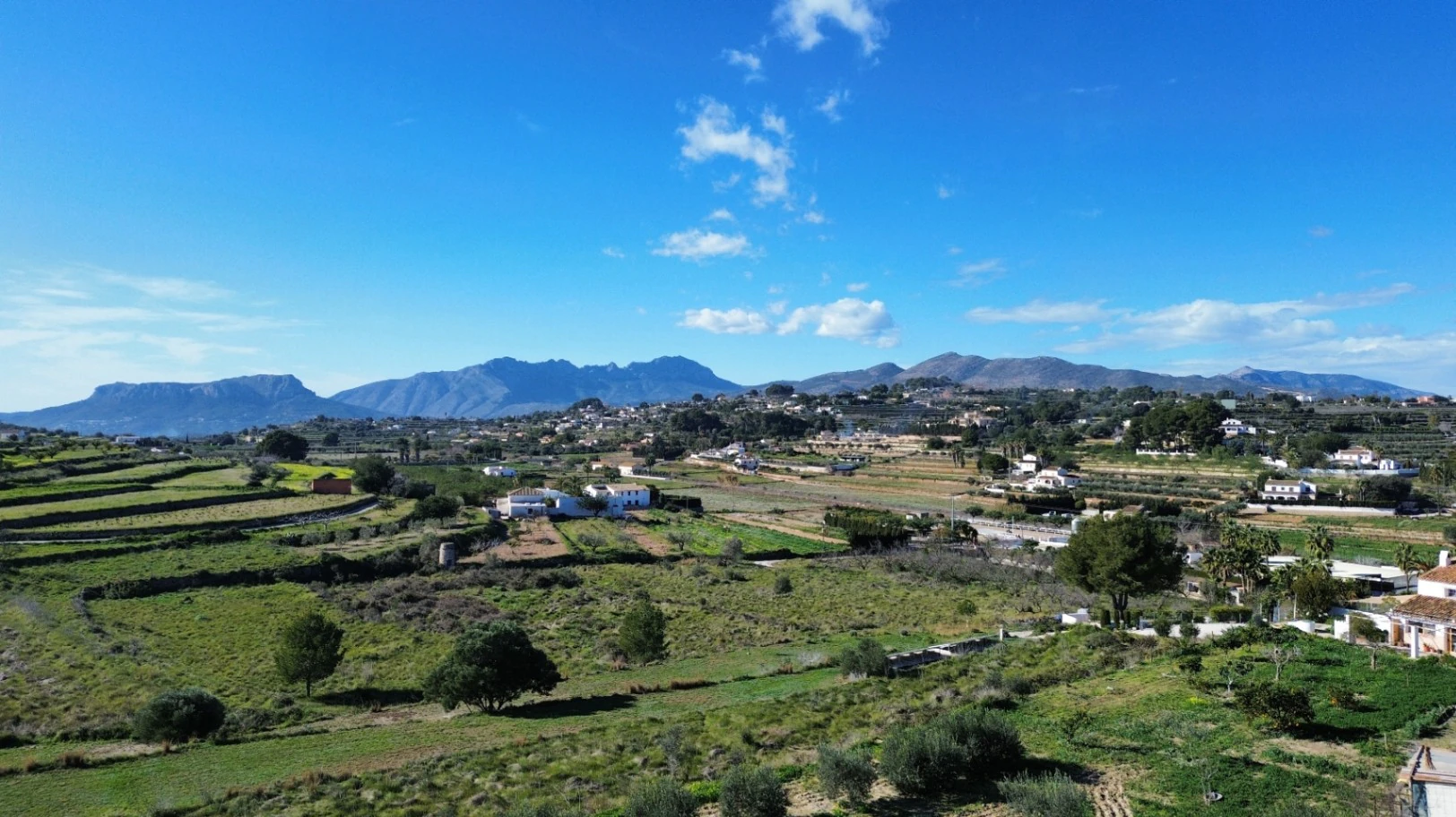 Rustiek perceel met prachtig uitzicht in Partida Berdica, Benissa