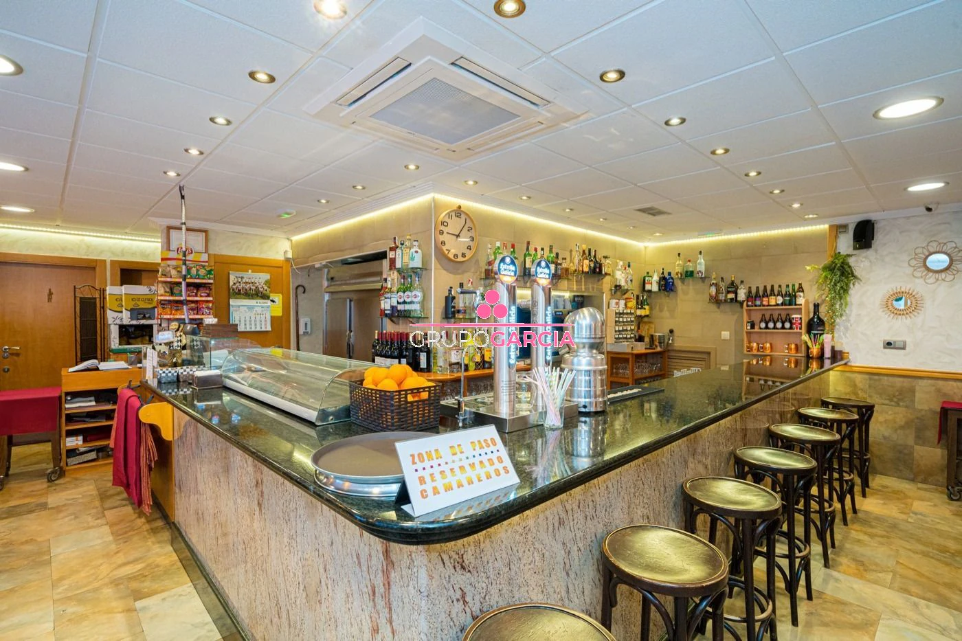 Commercial premises for sale in Alcalali