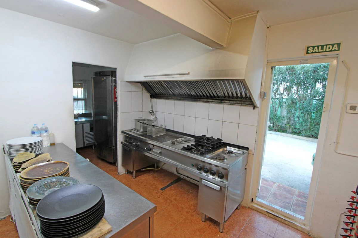 Villa with restaurant and house in Las Rotas