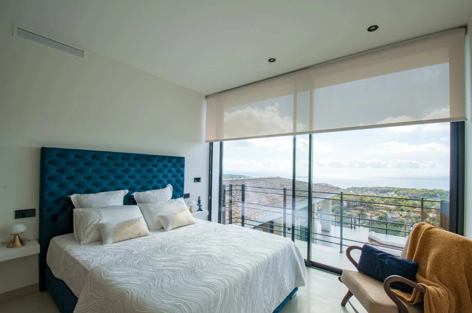 Luxury, Villa, Comfort and Spectacular Views in Benissa.