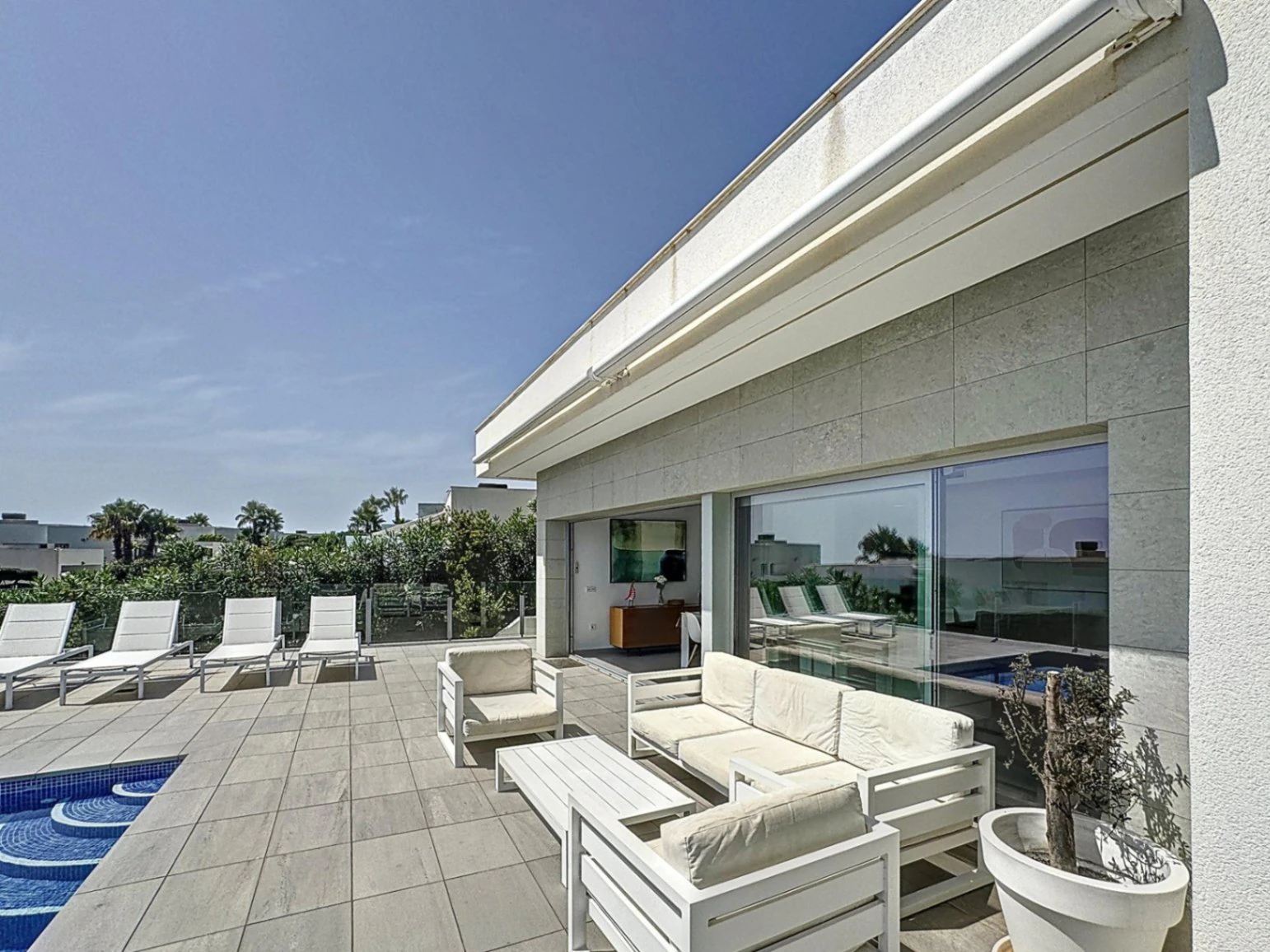 Cumbre del Sol modern villa with sea views