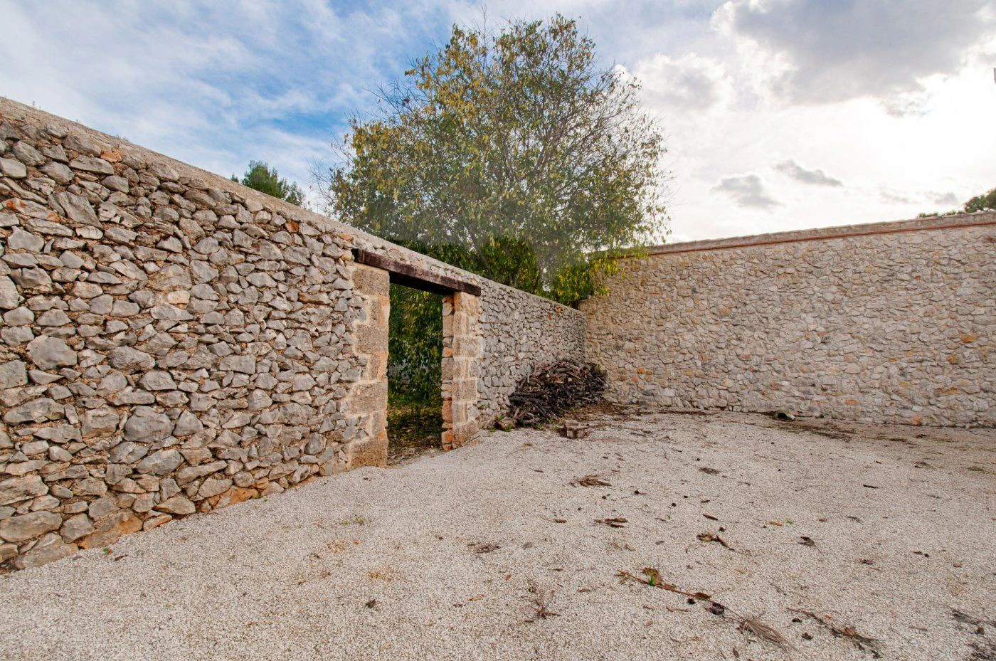 FINCA IN DER RUHE VON GATA DE GORGOS