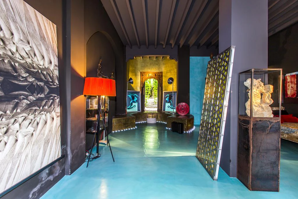 Two-storey town house with extensive interior patio, Dénia