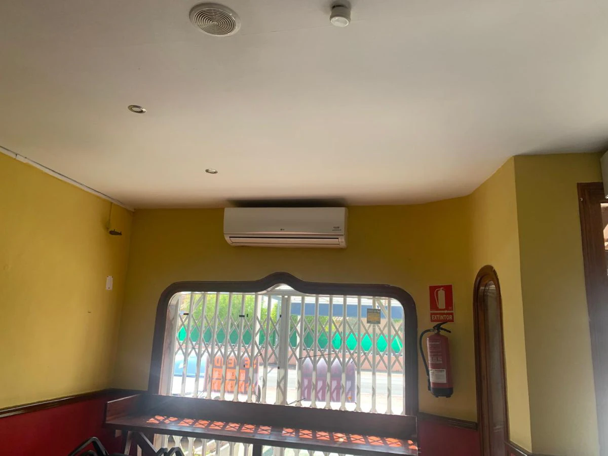 For Sale. Commercial premises in Denia