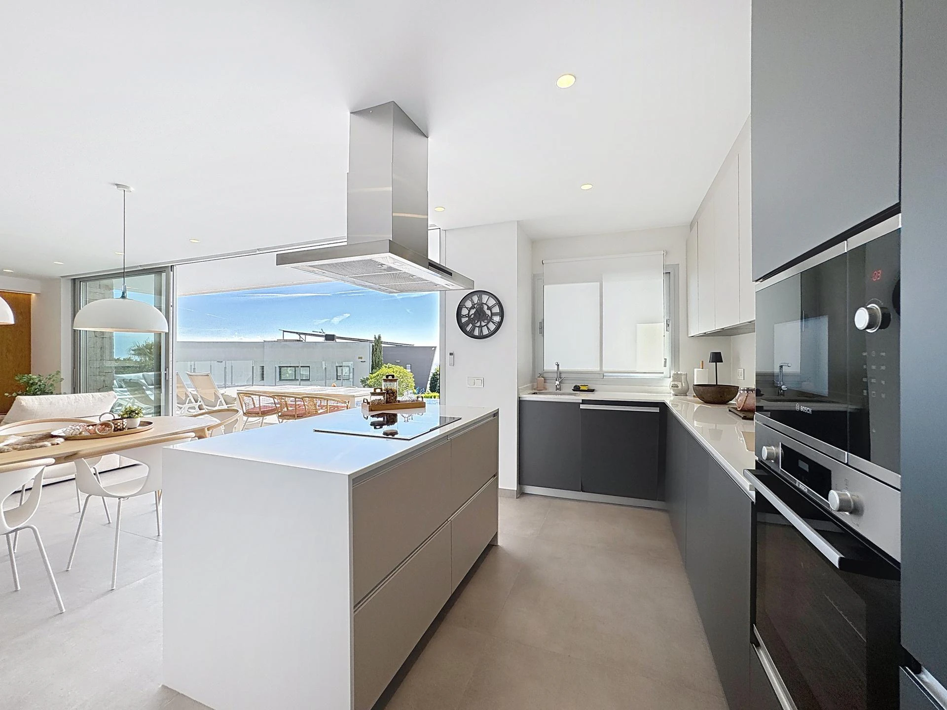Cumbre del Sol Moderne villa met uitzicht op zee