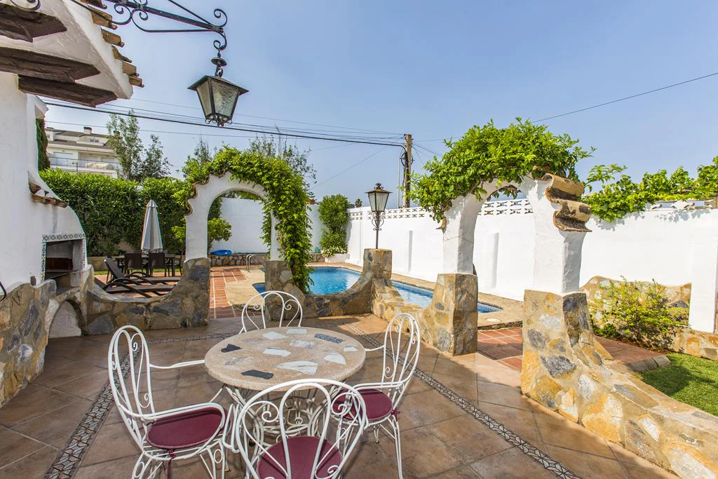 Vrijstaande villa op 50 m van het strand, Dénia