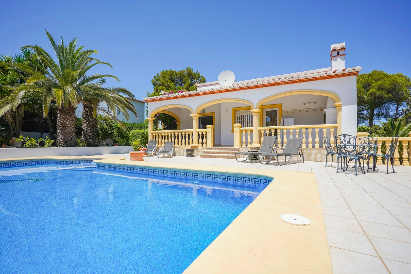 Villa de style méditerranéen à vendre à Costa Nova, Jávea