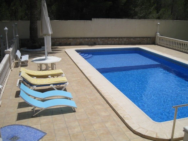Villa zum verkauf in Albir