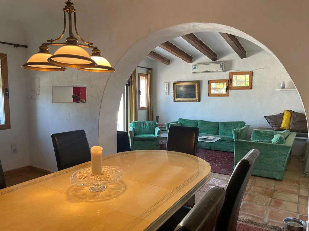 Double-Level 3 Bedroom House Pueblo Alcasar Pool Gardens & Facilities